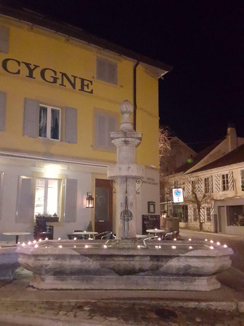 Hotel Du Cygne La Grande-Beroche Exterior photo